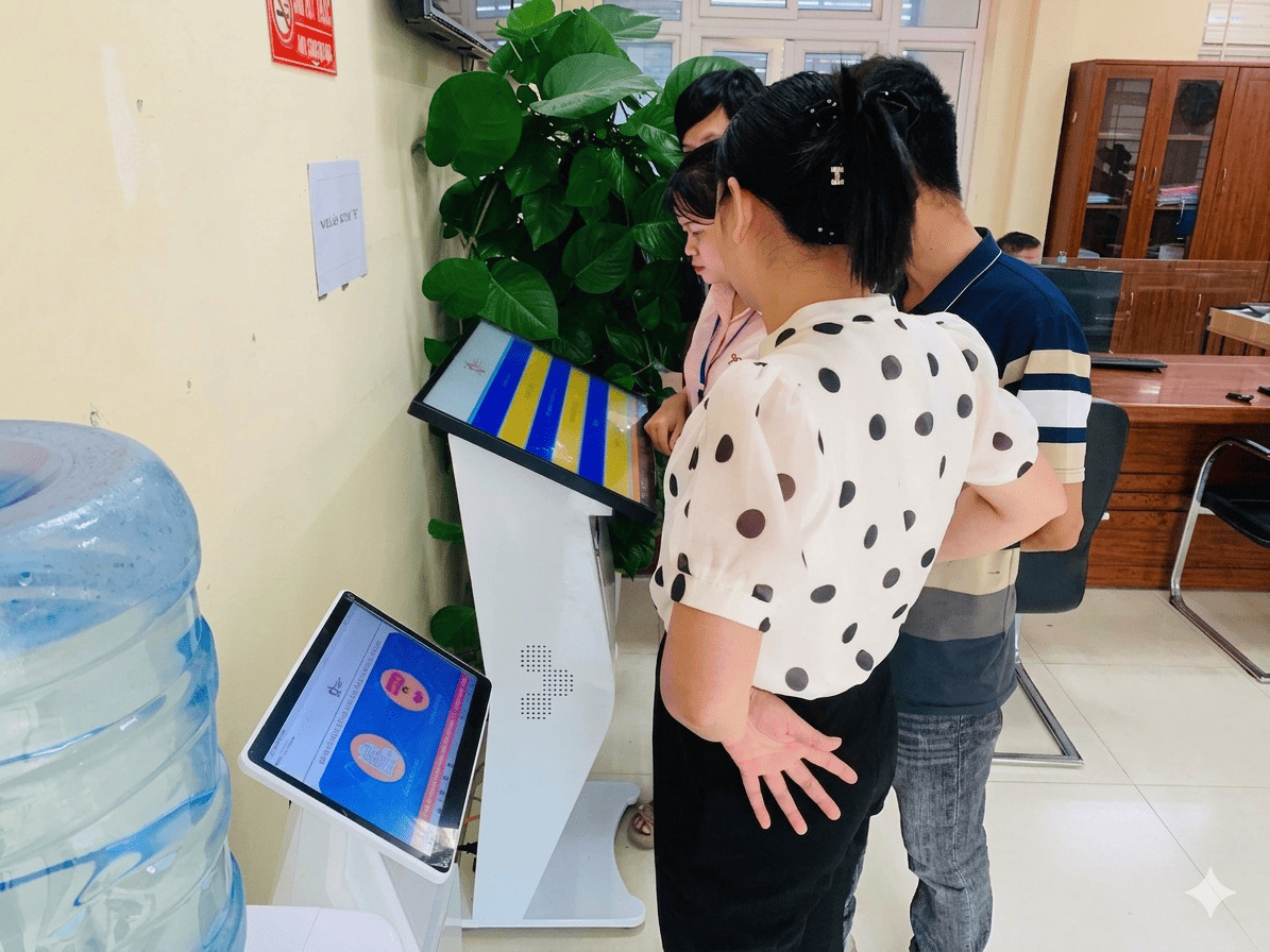 Kiosk tra cứu thông tin