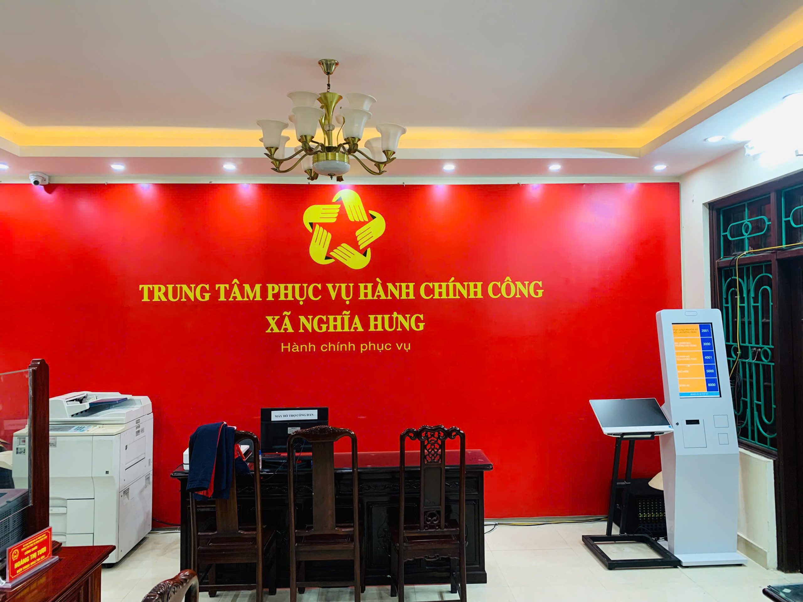 Trien Khai He Thong Xep Hang Tu Dong Tai Trung Tam Phuc Vu Hanh Chinh Cong Nghia Hung – Ninh Binh scaled